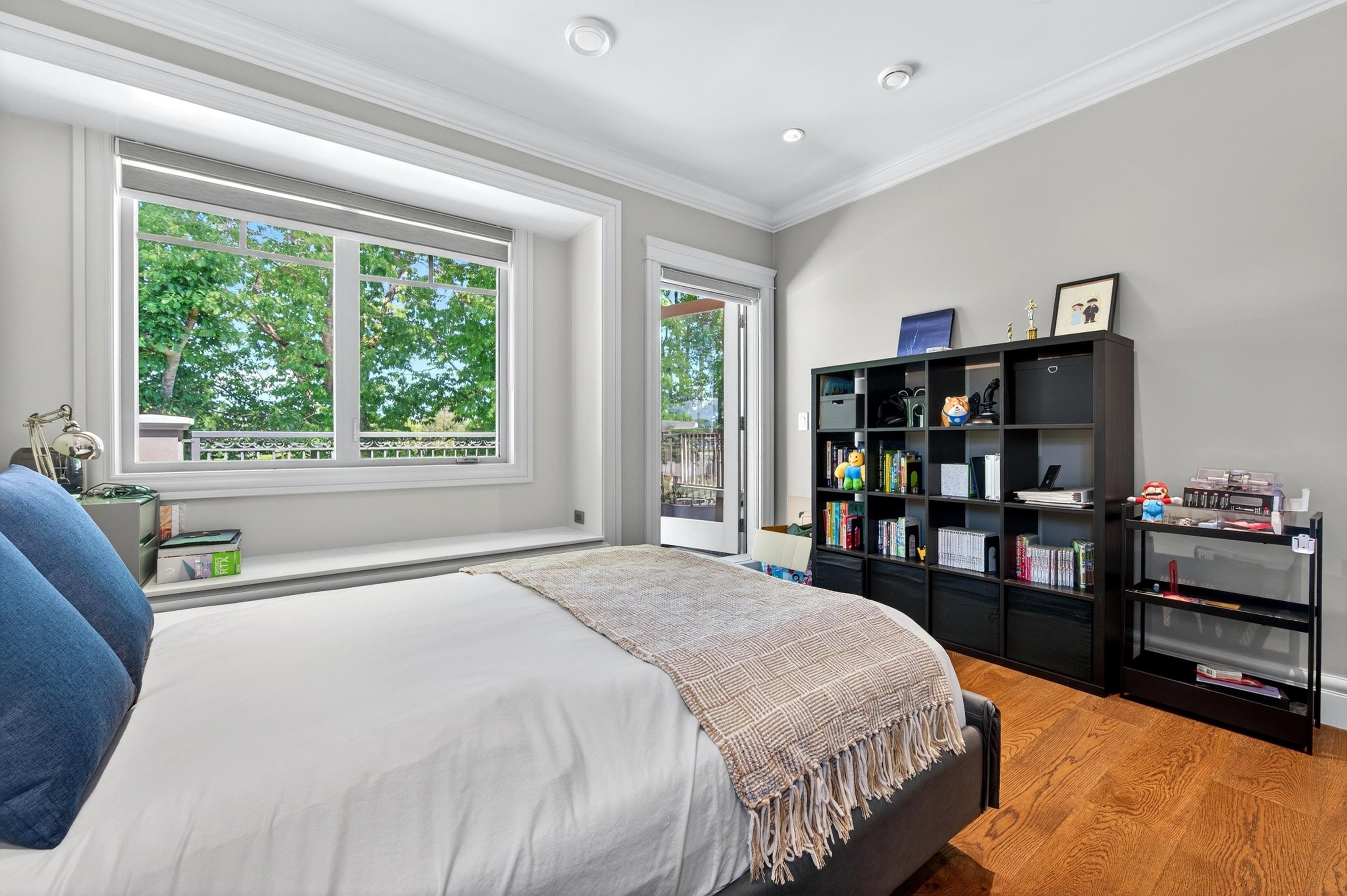 8520 Elsmore Road, Richmond, BC - Indoor Photo Showing Bedroom