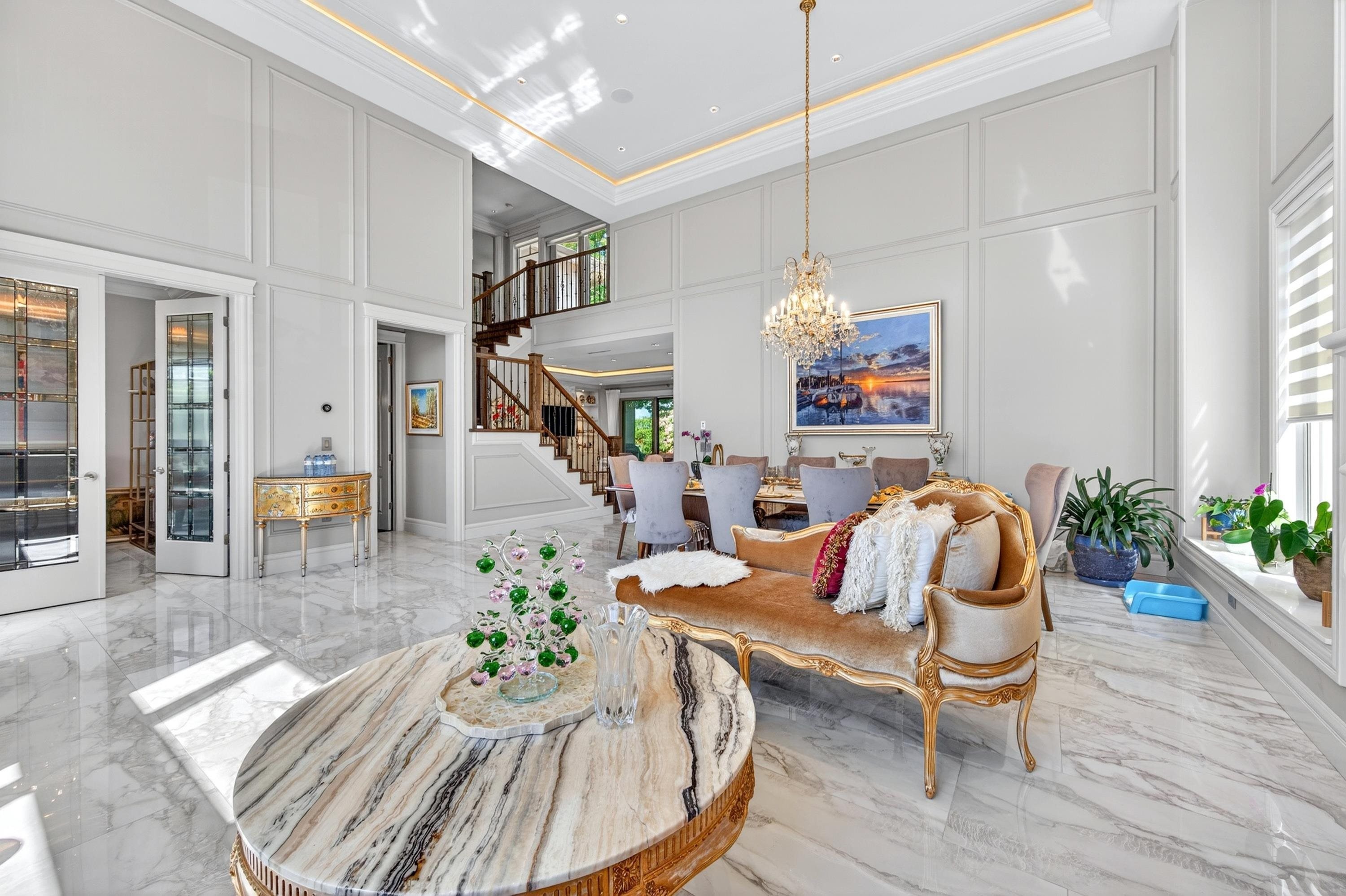 8520 Elsmore Road, Richmond, BC - Indoor
