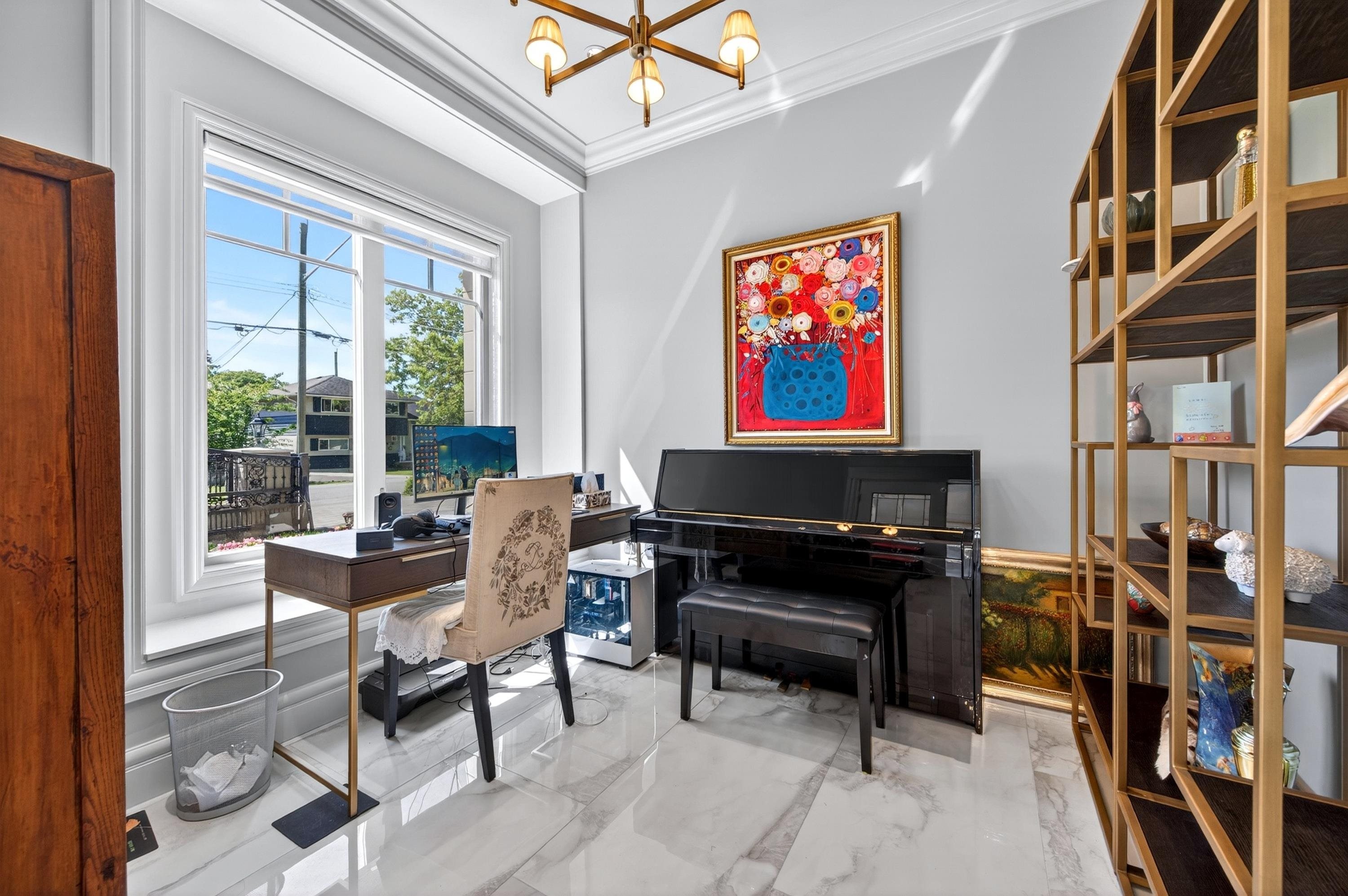 8520 Elsmore Road, Richmond, BC - Indoor