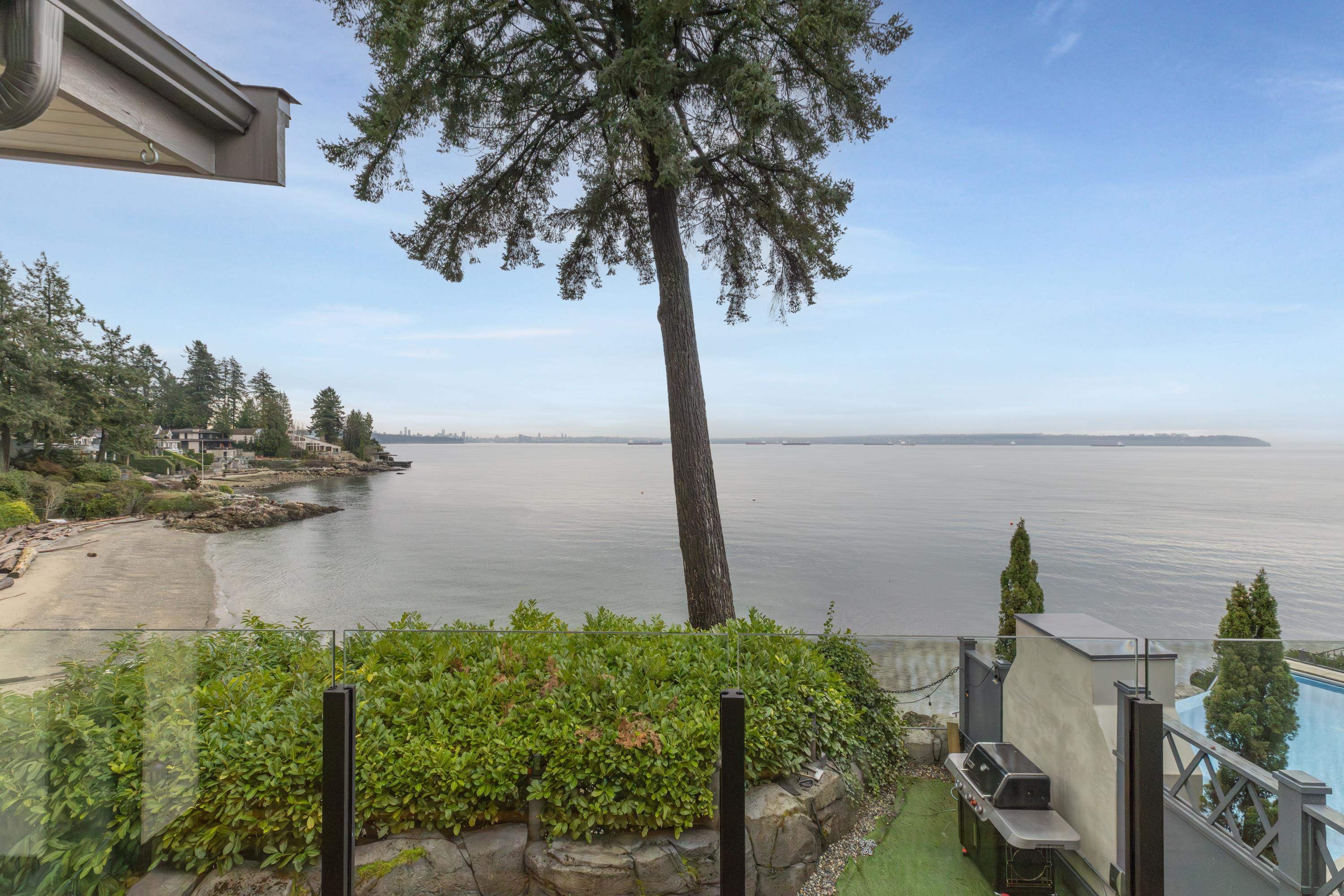 3298 Radcliffe Avenue, West Vancouver, BC - Outdoor With Body Of Water With View