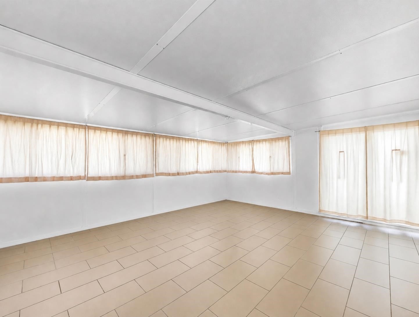 245 63Rd Avenue W, Vancouver, BC - Indoor