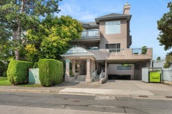 108-1153 54a Street Delta, BC V4M 4E4