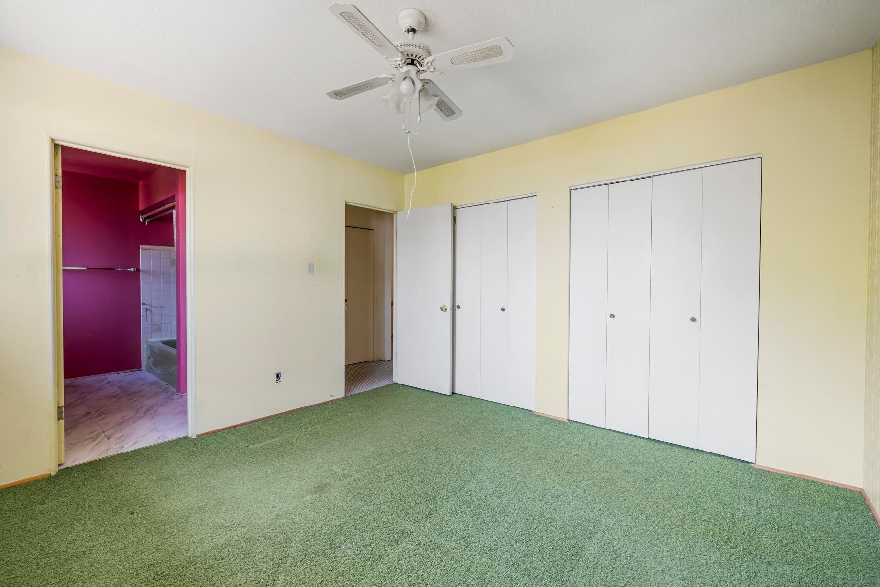 1310 Tina Way, Port Coquitlam, BC - Indoor Photo Showing Other Room
