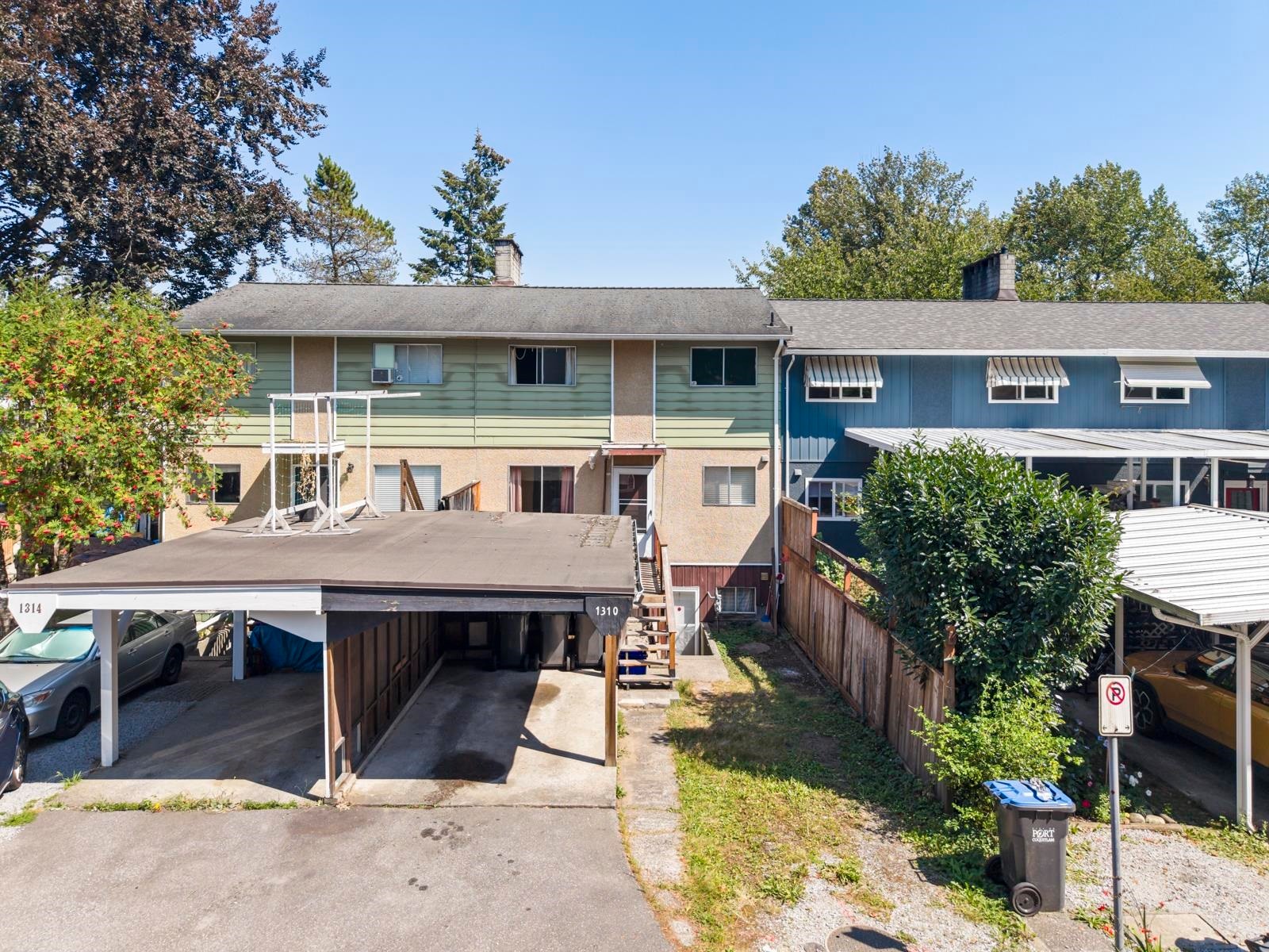 1310 Tina Way, Port Coquitlam, BC - Outdoor