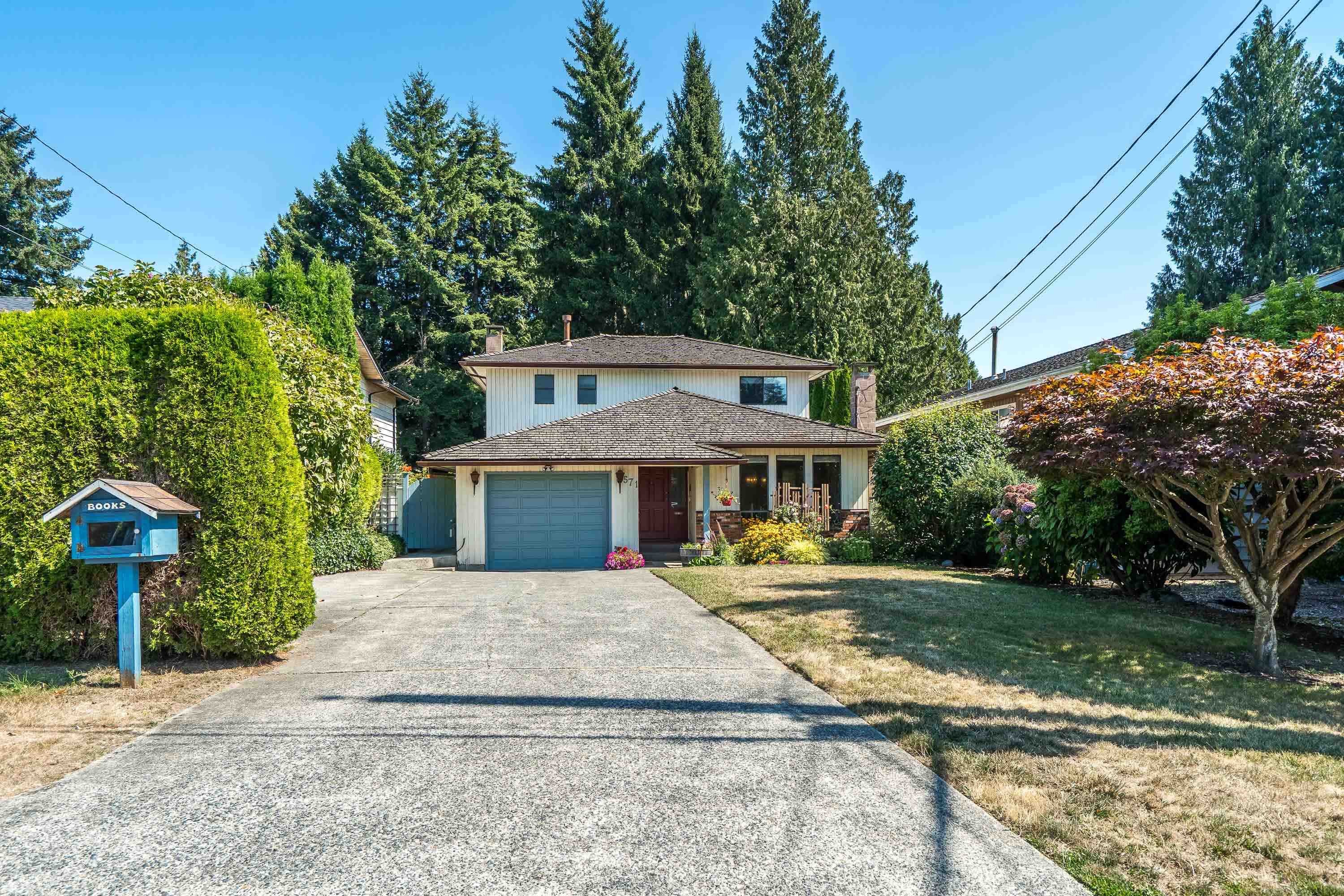 571 Berry Street, Coquitlam, BC - Outdoor