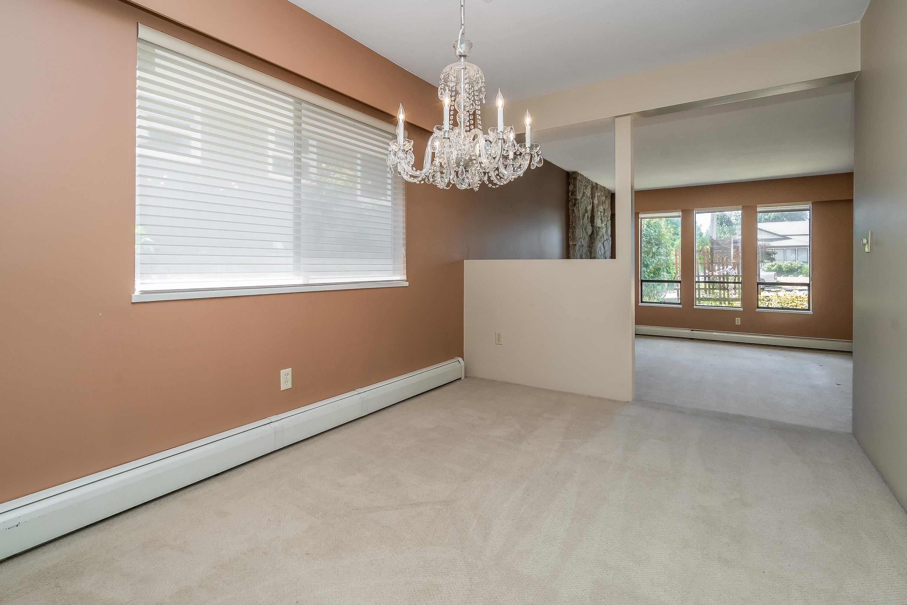 571 Berry Street, Coquitlam, BC - Indoor Photo Showing Other Room