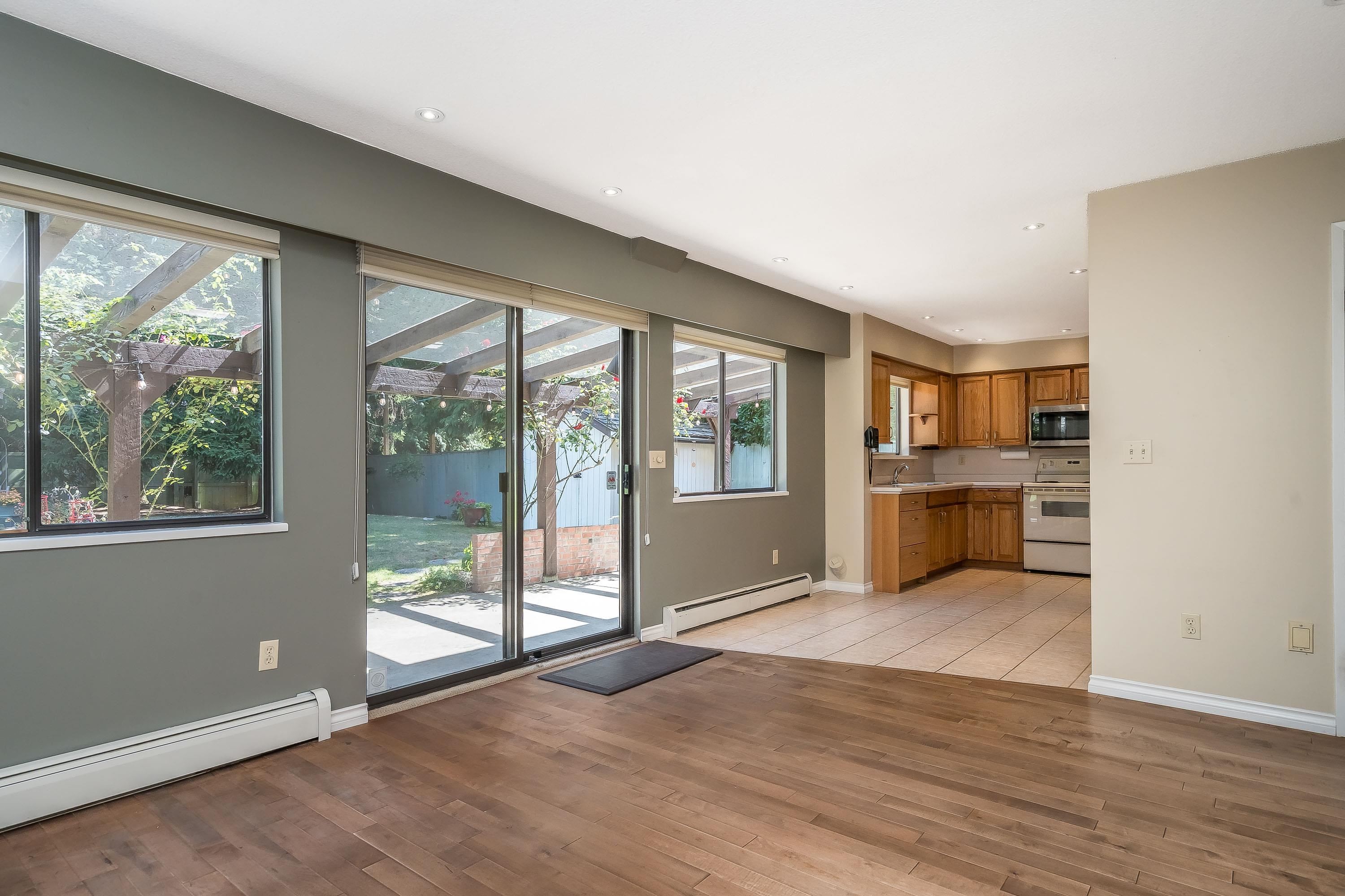 571 Berry Street, Coquitlam, BC - Indoor