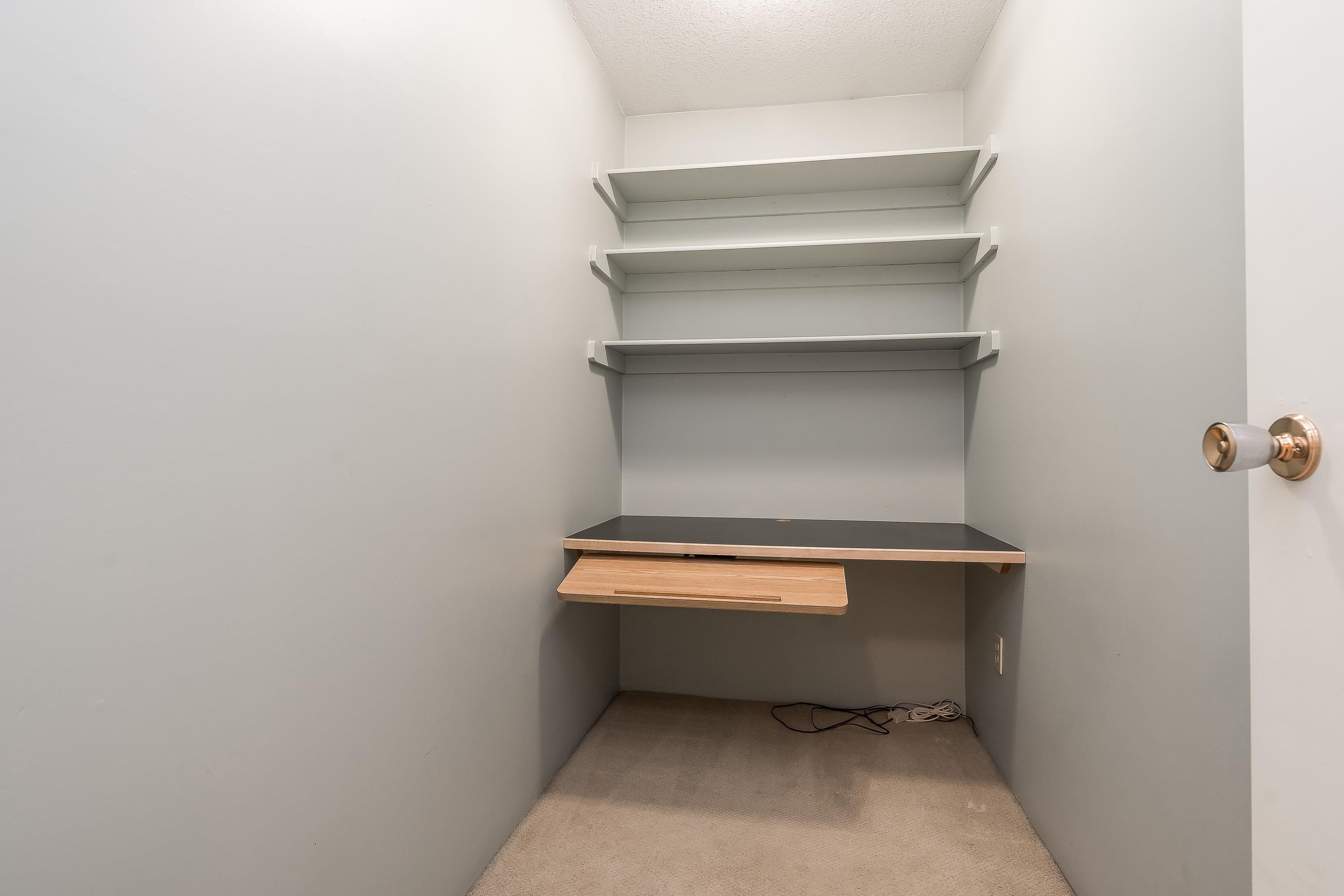 571 Berry Street, Coquitlam, BC - Indoor With Storage