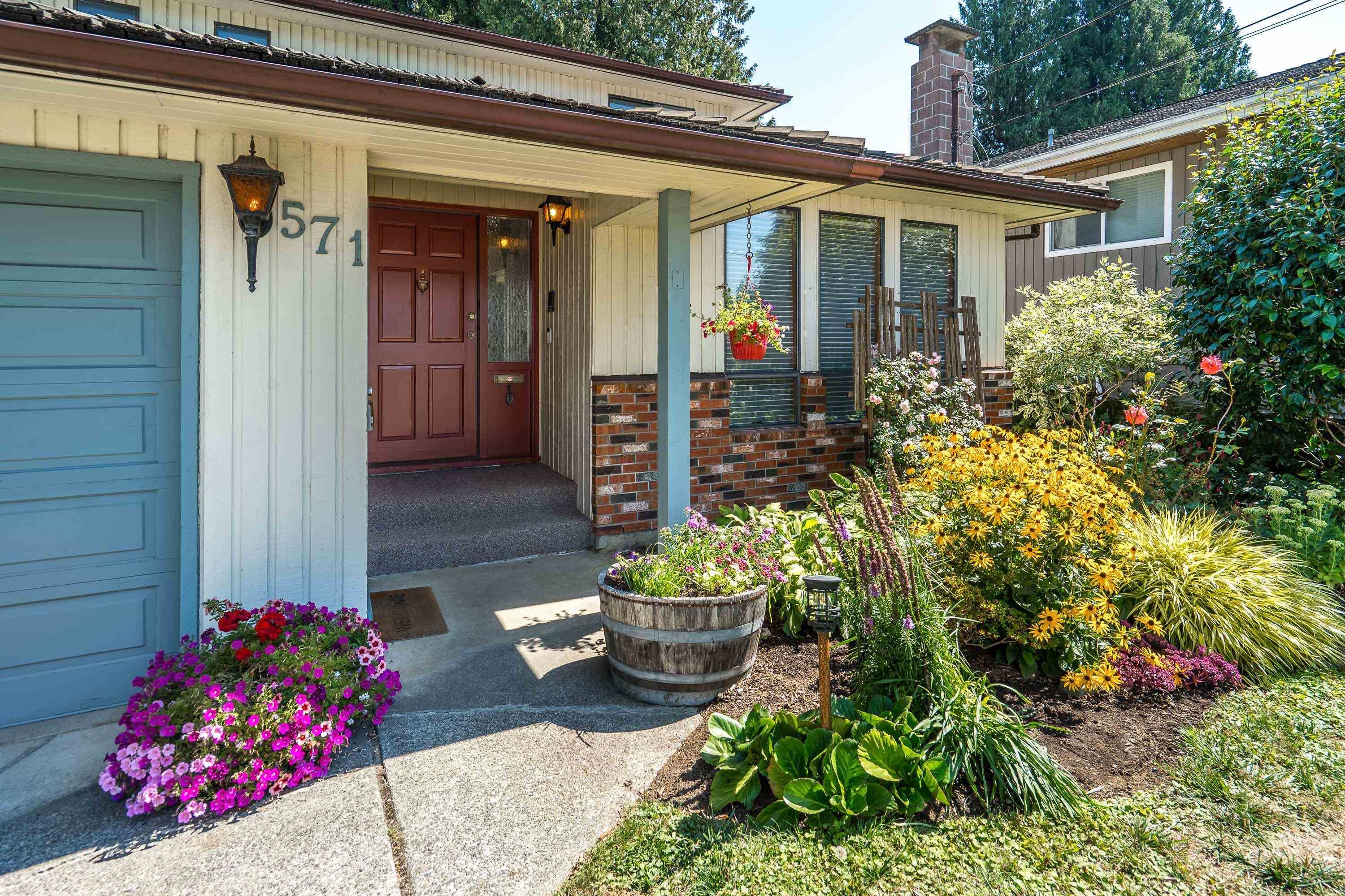 571 Berry Street, Coquitlam, BC - Outdoor