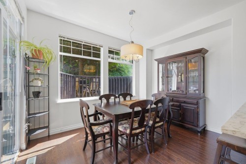 1983 Parkway Boulevard, Coquitlam, BC - Indoor Photo Showing Dining Room