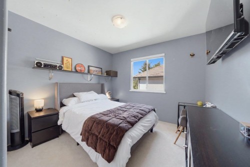 1983 Parkway Boulevard, Coquitlam, BC - Indoor Photo Showing Bedroom