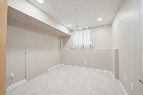1983 Parkway Boulevard, Coquitlam, BC - Indoor Photo Showing Other Room
