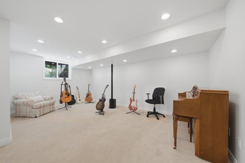1983 Parkway Boulevard, Coquitlam, BC - Indoor