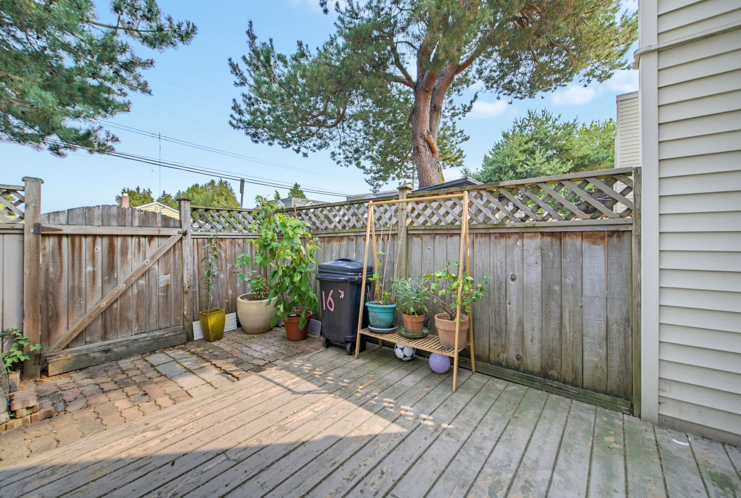 16-4959 57 Street, Delta, BC - Outdoor With Deck Patio Veranda With Exterior