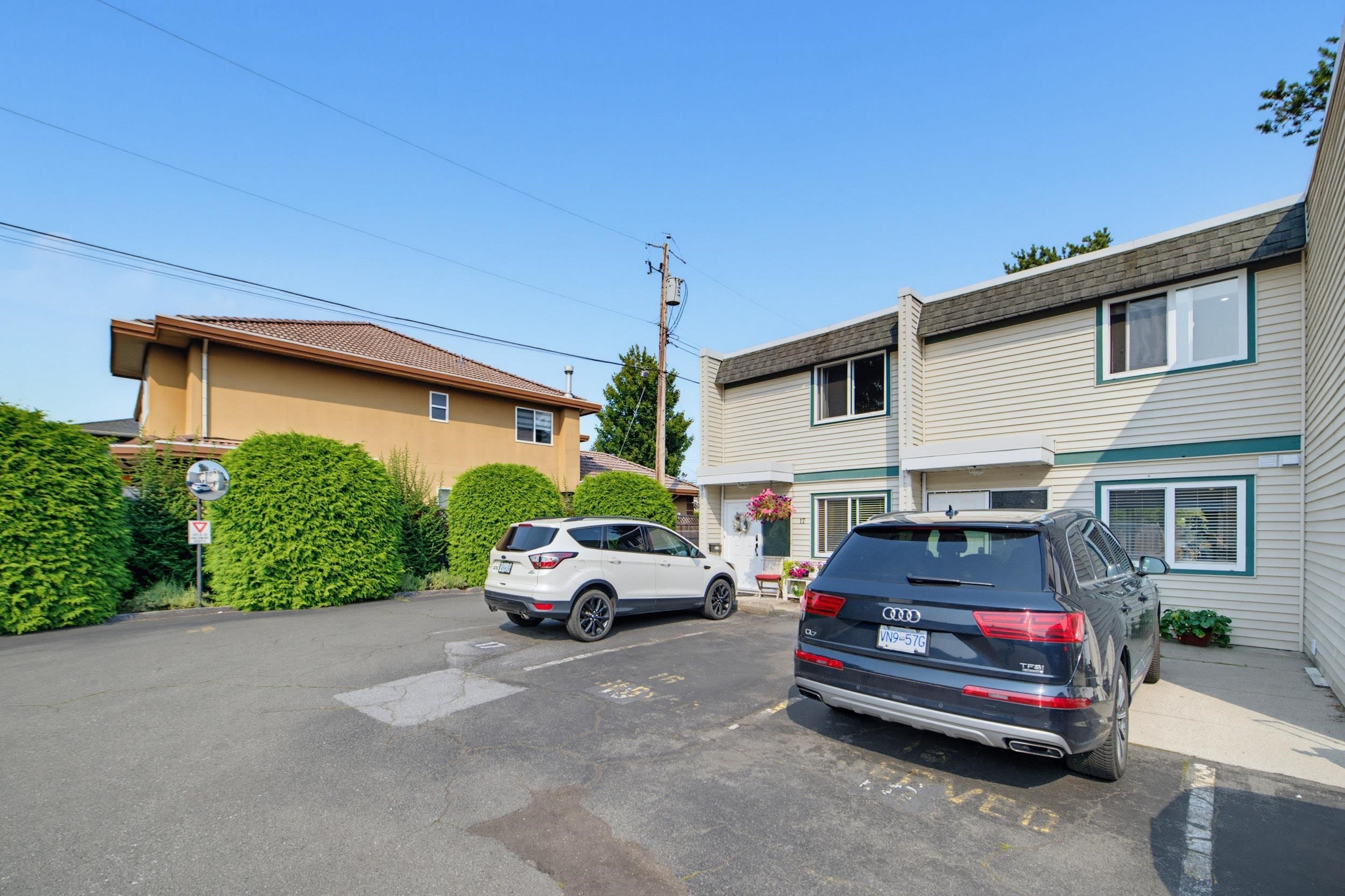 16-4959 57 Street, Delta, BC - Outdoor