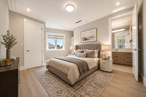 11891 Dunavon Place, Richmond, BC - Indoor Photo Showing Bedroom