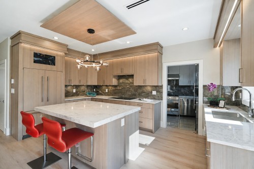 11891 Dunavon Place, Richmond, BC - Indoor Photo Showing Kitchen With Double Sink With Upgraded Kitchen