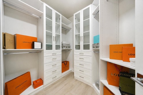 11911 Dunavon Place, Richmond, BC - Indoor With Storage