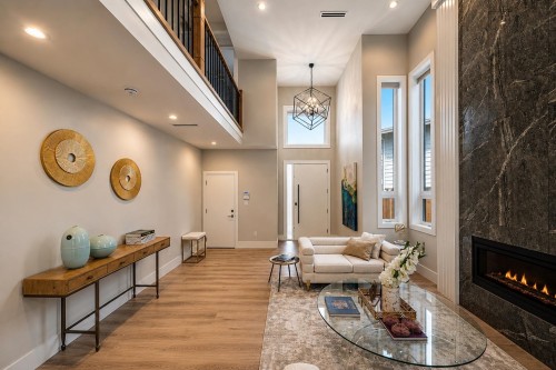 11911 Dunavon Place, Richmond, BC - Indoor With Fireplace