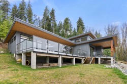 103 Witherby Road Gibsons, BC V0N 1V6