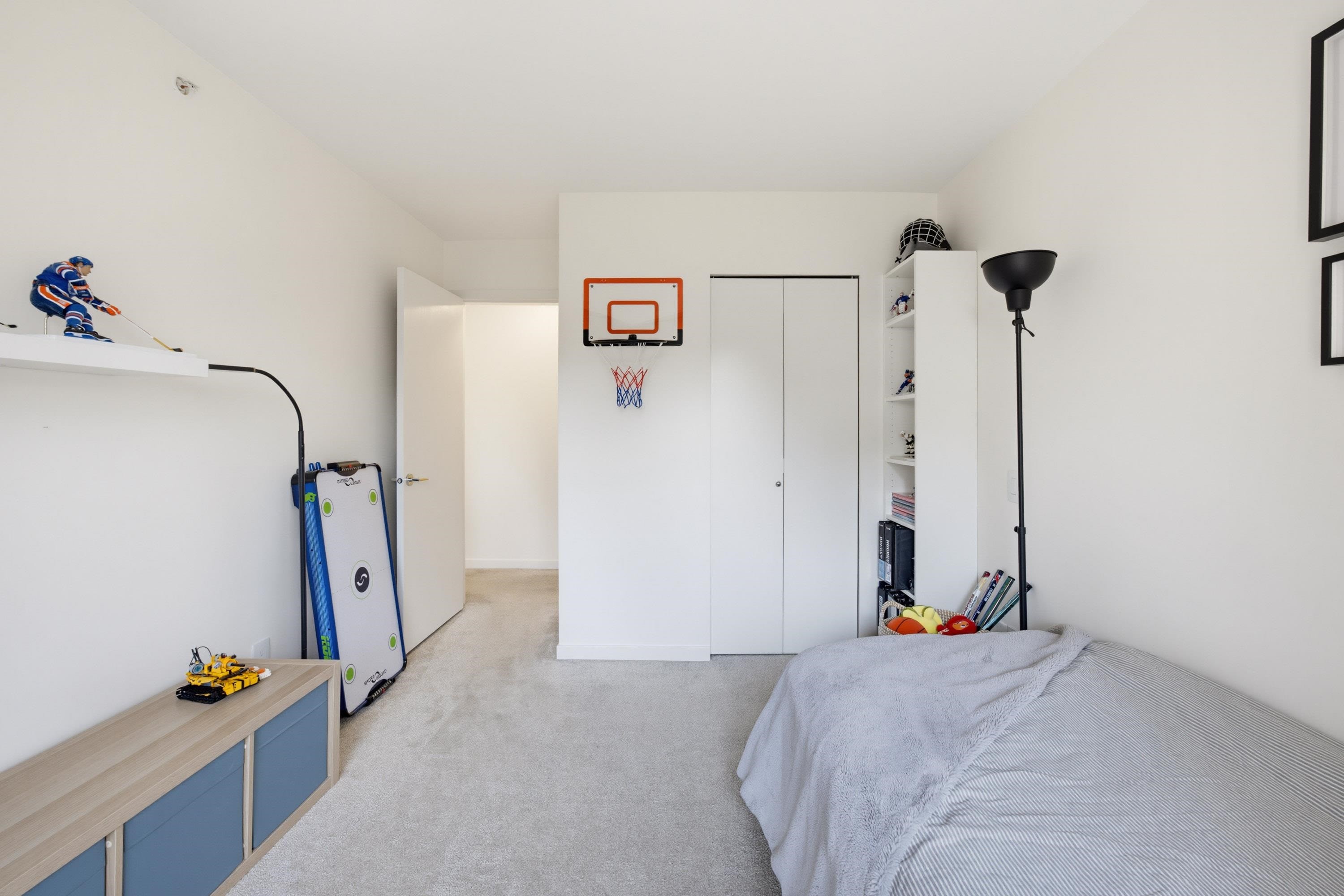 412-11665 Haney Bypass, Maple Ridge, BC - Indoor Photo Showing Bedroom