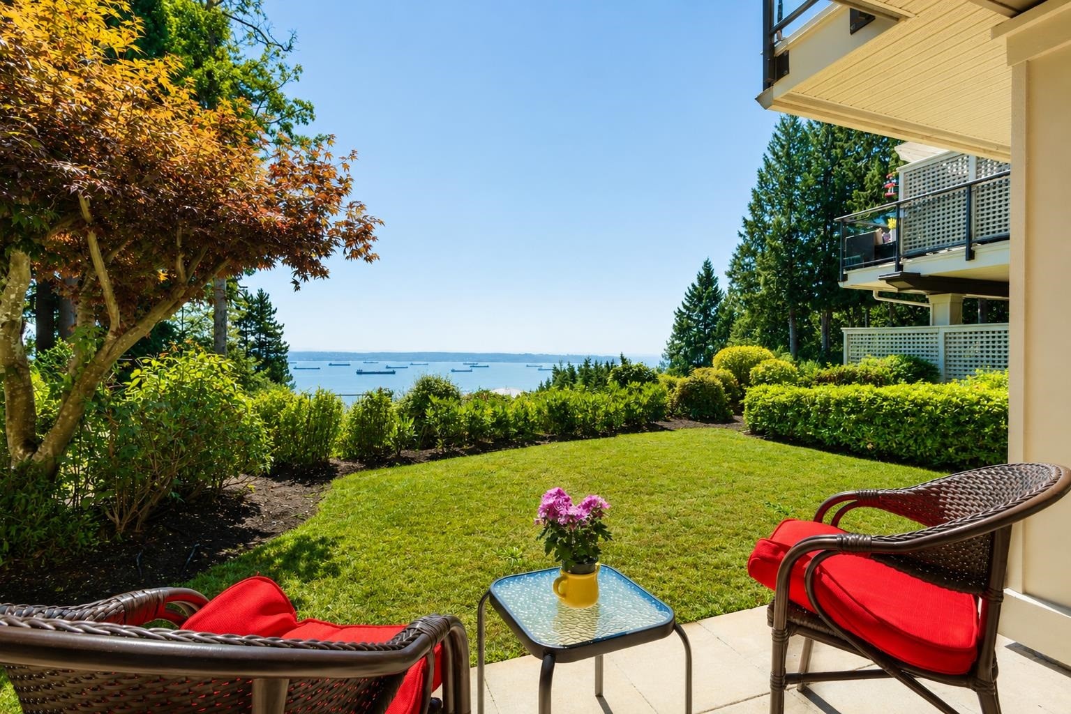 2462 Shadbolt Lane, West Vancouver, BC - Outdoor With Body Of Water