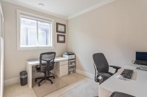 10340 Odlin Road, Richmond, BC - Indoor Photo Showing Office