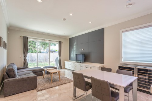 10340 Odlin Road, Richmond, BC - Indoor