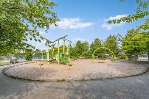 10340 Odlin Road, Richmond, BC - Outdoor