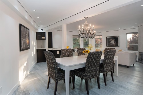 5530 Greenleaf Road, West Vancouver, BC - Indoor Photo Showing Dining Room