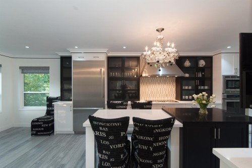 5530 Greenleaf Road, West Vancouver, BC - Indoor
