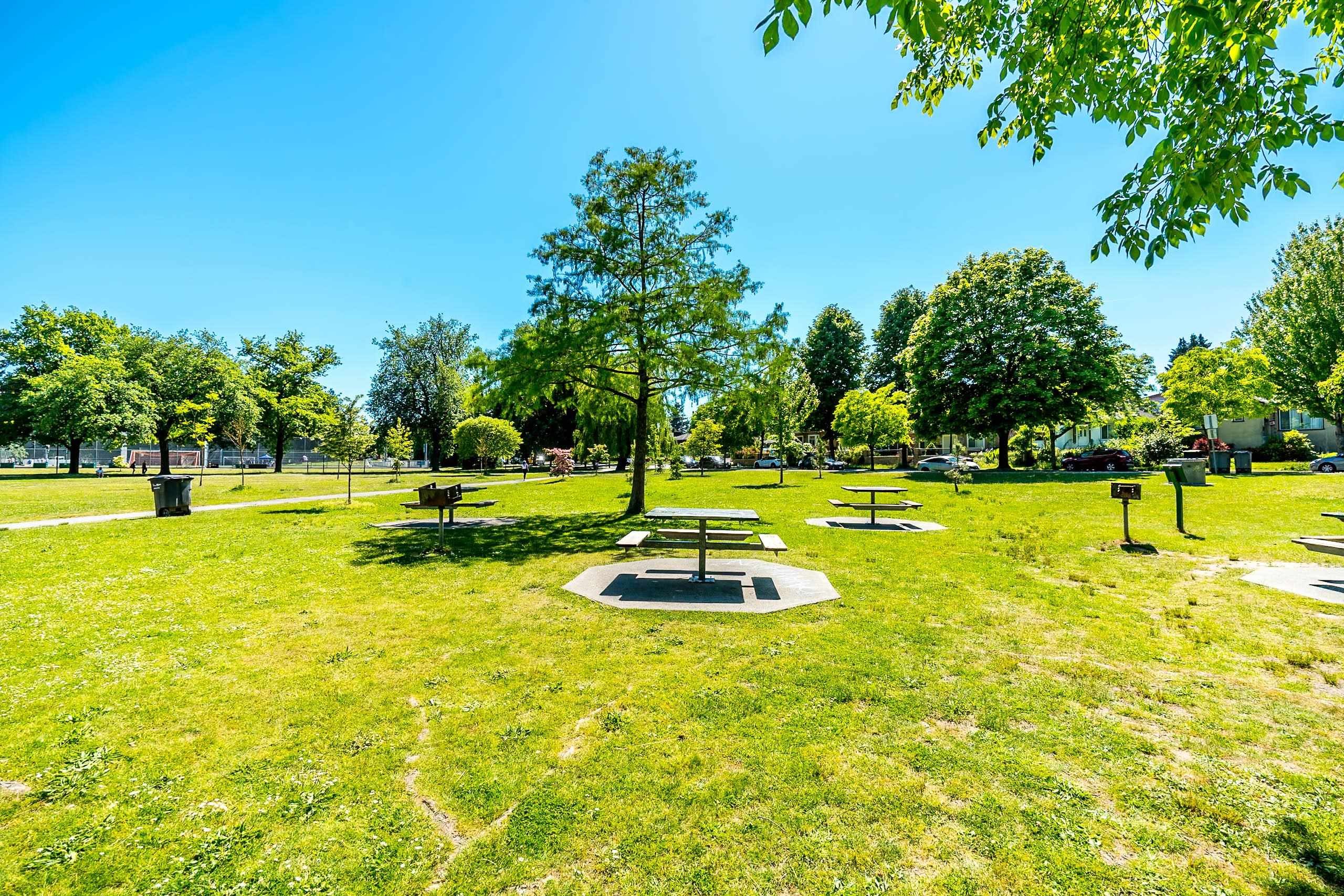 6074 Sherbrooke Street, Vancouver, BC - Outdoor