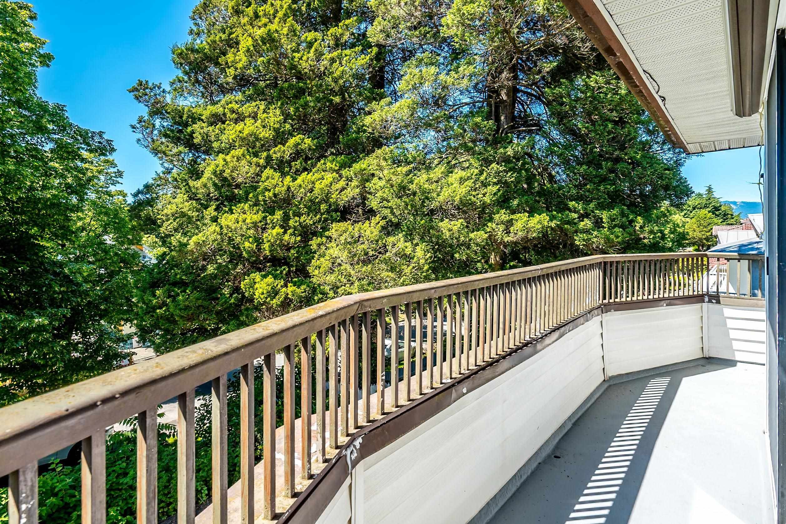6074 Sherbrooke Street, Vancouver, BC - Outdoor With Exterior
