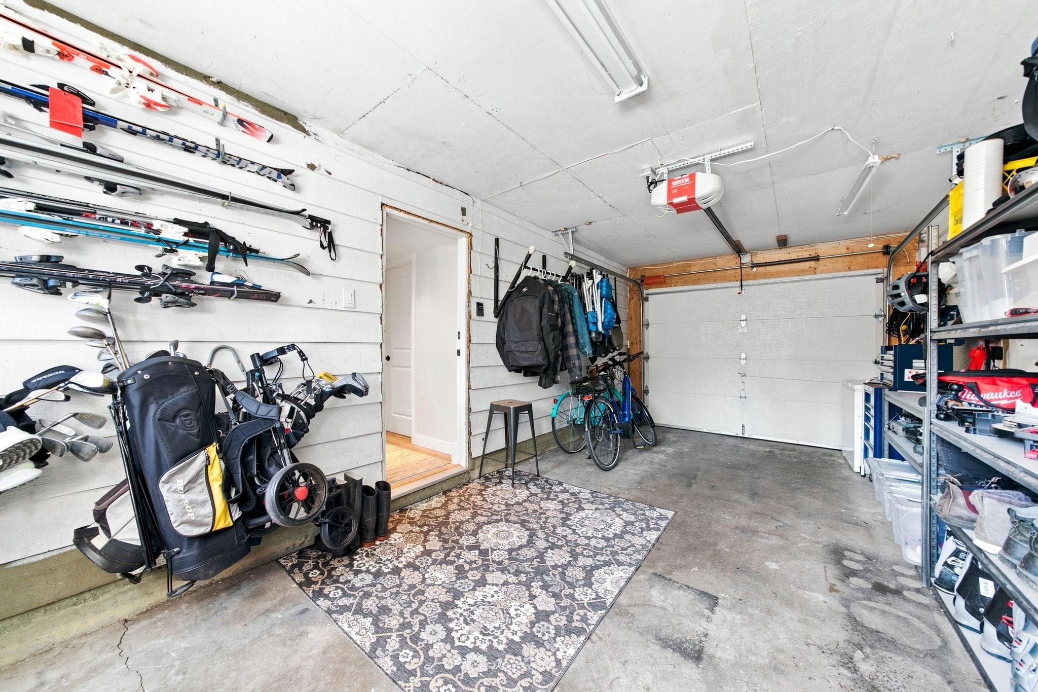 2282 Stanwood Avenue, Coquitlam, BC - Indoor Photo Showing Garage