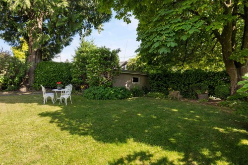 696 27Th Avenue W, Vancouver, BC - Outdoor