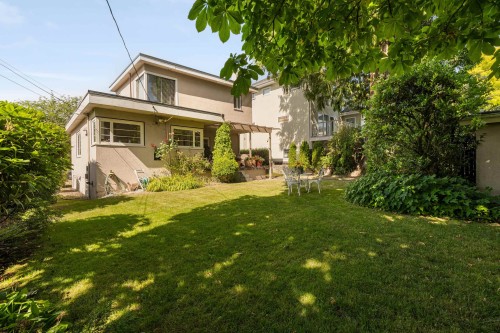 696 27Th Avenue W, Vancouver, BC - Outdoor
