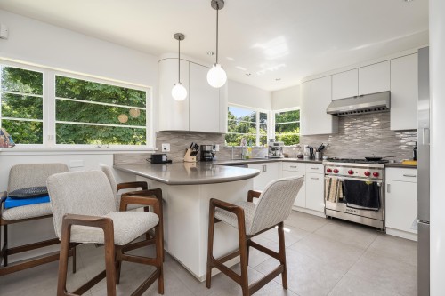 696 27Th Avenue W, Vancouver, BC - Indoor Photo Showing Other Room
