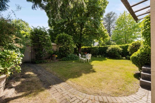 696 27Th Avenue W, Vancouver, BC - Outdoor