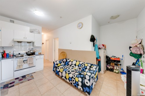 3036 1St Avenue E, Vancouver, BC - Indoor Photo Showing Kitchen