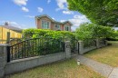 3036 1St Avenue E, Vancouver, BC  - Outdoor 