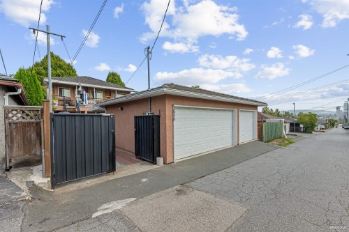 3036 1St Avenue E, Vancouver, BC - Outdoor With Exterior