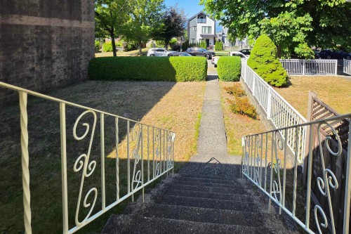 2920 Graveley Street, Vancouver, BC - Outdoor