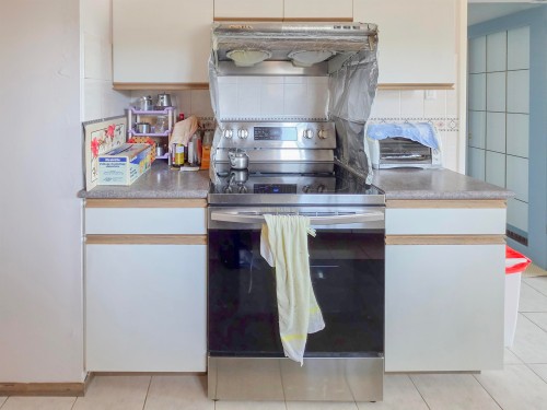 2920 Graveley Street, Vancouver, BC - Indoor Photo Showing Kitchen