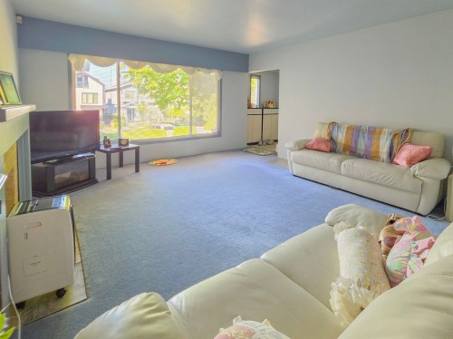 2920 Graveley Street, Vancouver, BC - Indoor Photo Showing Other Room