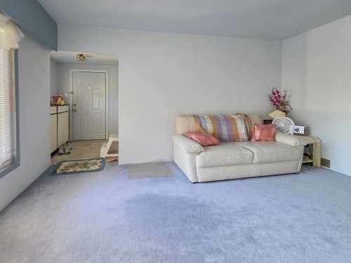 2920 Graveley Street, Vancouver, BC - Indoor