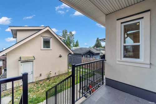 3267 29Th Avenue E, Vancouver, BC - Outdoor With Exterior