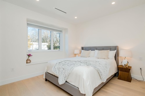 3321 37Th Avenue W, Vancouver, BC - Indoor Photo Showing Bedroom