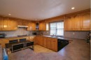 8820 No. 4 Road, Richmond, BC  - Indoor Photo Showing Kitchen With Double Sink 