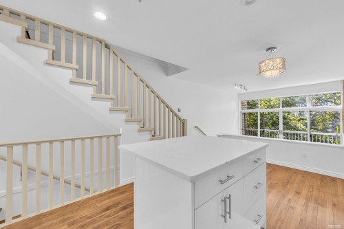 3396 Cobblestone Avenue, Vancouver, BC - Indoor Photo Showing Other Room