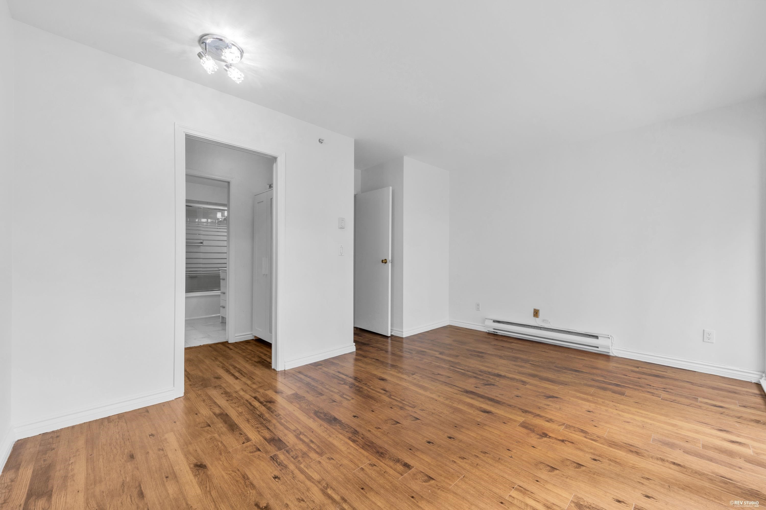3396 Cobblestone Avenue, Vancouver, BC - Indoor Photo Showing Other Room